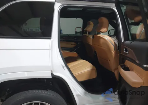 2022 Jeep Grand Cherokee 4Xe Summit 4X4 z USA, uszkodzony, nr VIN 1C4RJYE67N8724924